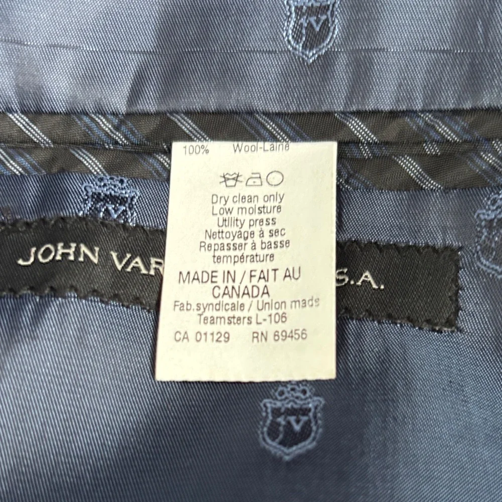 John Varvatos 2 piece suit navy sharkskin - Picture 8 of 9